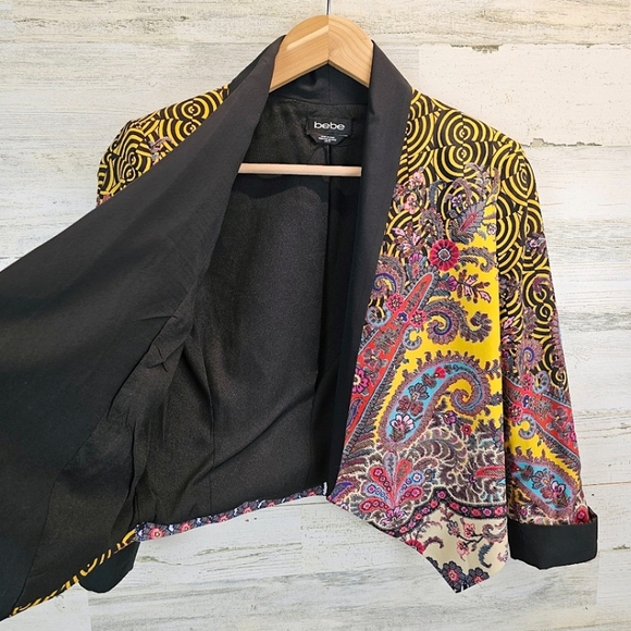Bebe Vibrant Paisley Open Blazer Jacket Size XS Black Artsy Eclectic Boho - Picture 9 of 14